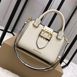 バーバリーバッグコピー